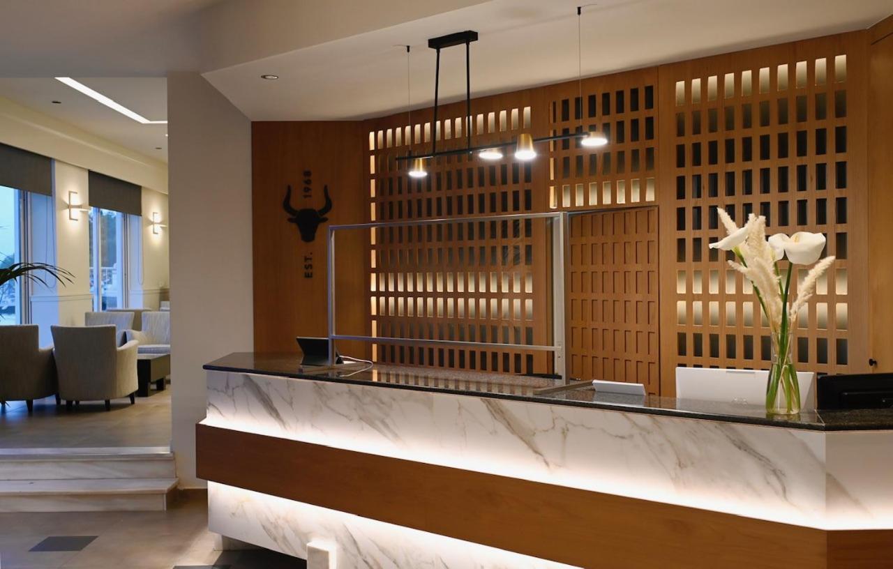Minoa Hotel Толон Экстерьер фото