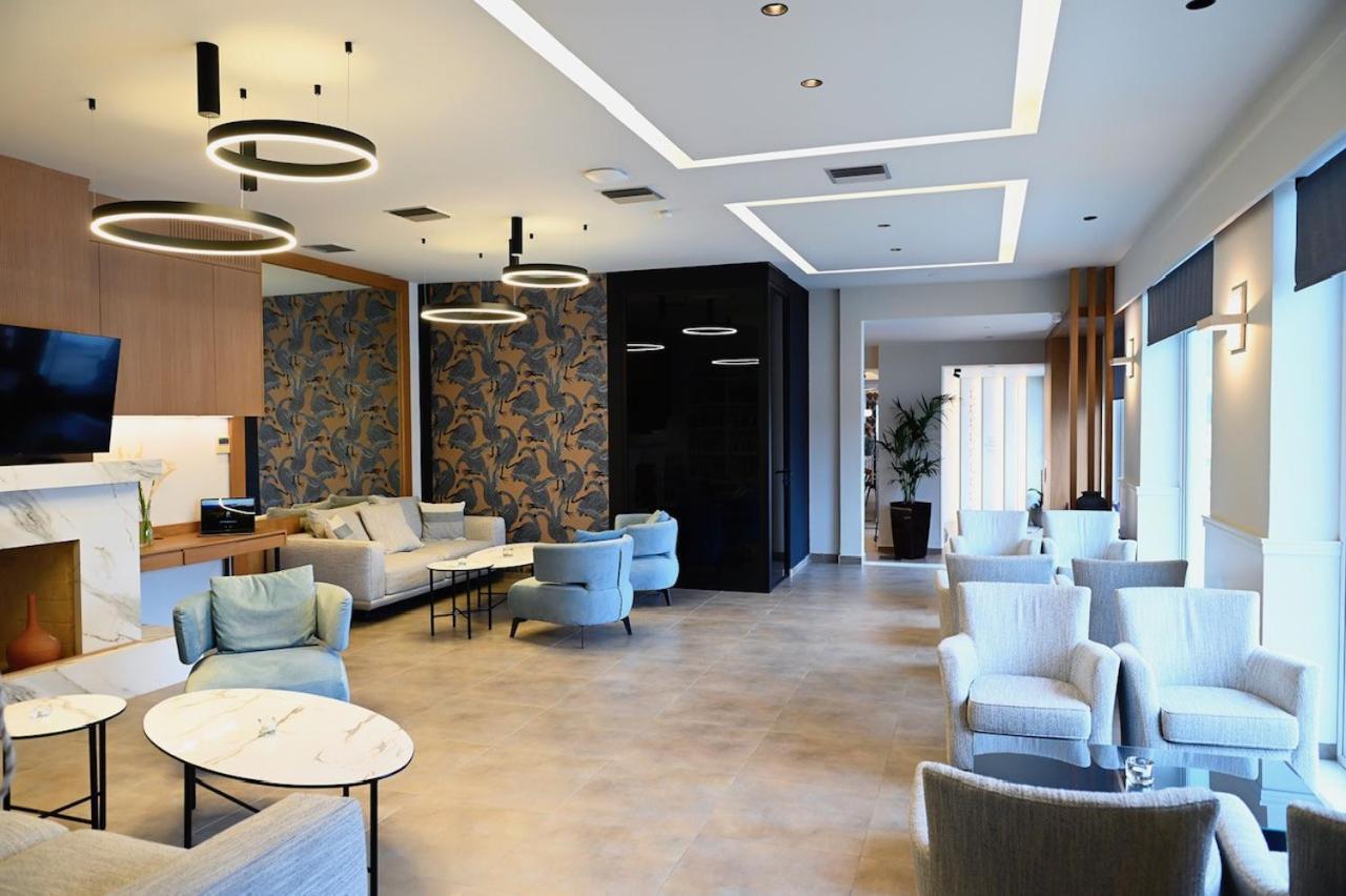 Minoa Hotel Толон Экстерьер фото